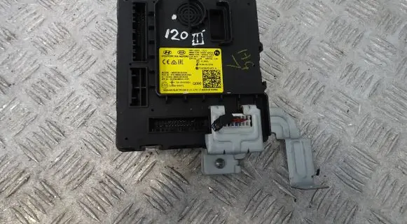 Hyundai i20 Active Fuse box set 95400-Q0090