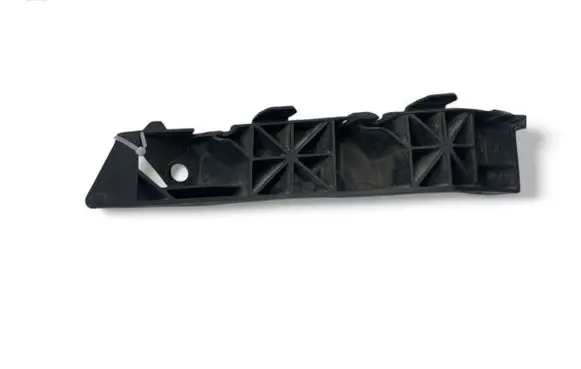 Front bumper mounting bracket