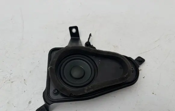Volvo XC90 Rear door speaker 31350456