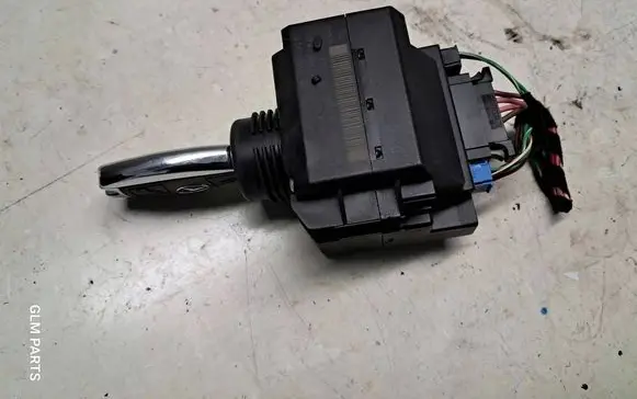 Mercedes-Benz CLK A209 C209 Ignition lock A2095453308