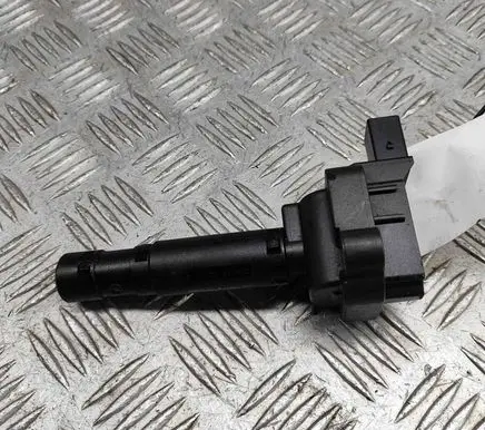 Mercedes-Benz C W204 High voltage ignition coil A0040100042 A0001501580