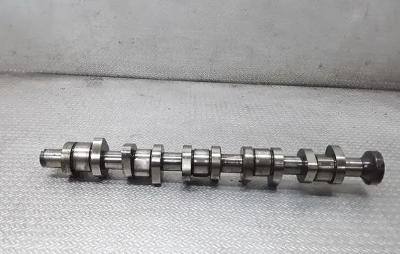 Volkswagen Phaeton Camshaft 