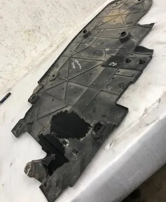 Opel Grandland X Fuel tank bottom protection 9809531480