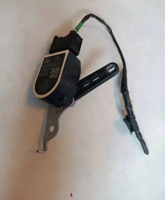 BMW 7 G11 G12 Headlight/headlamp level sensor 6870000