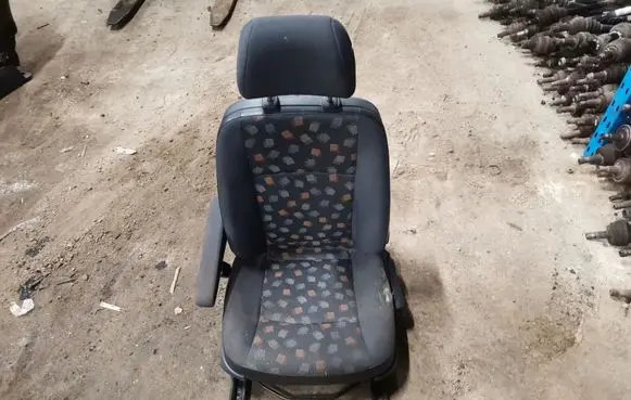 Mercedes-Benz Vito Viano W639 Front driver seat