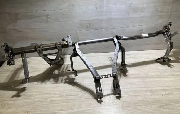 BMW 1 F70 Dashboard cross member/frame bar 9630296