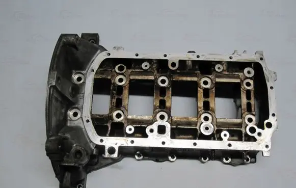 Mini One - Cooper Coupe R56 Engine block V753464580