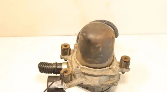 Citroen C2 Secondary air pump 21598725
