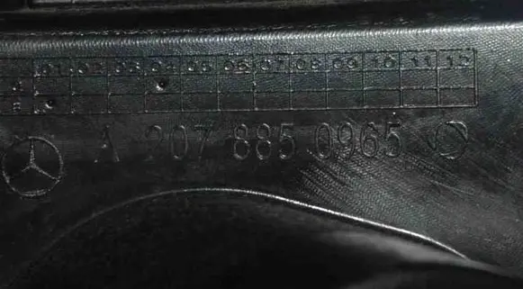 Mercedes-Benz E A207 Rear bumper mounting bracket