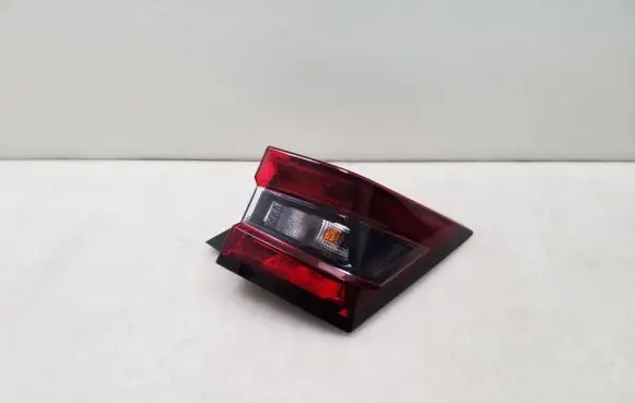 Nissan Juke II F16 Rear/tail lights 265506PA0A