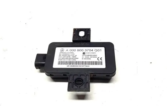 Mercedes-Benz E W212 Tire pressure control unit A0009003704