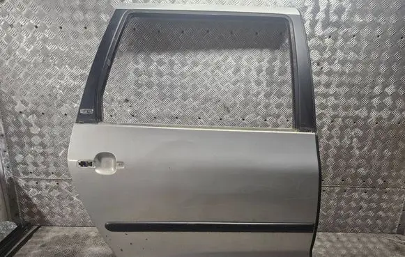 Seat Alhambra (Mk1) Rear door