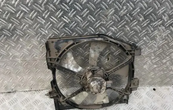 Mazda 323 Radiator cooling fan shroud zl01