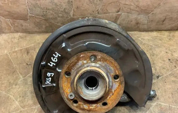 Mercedes-Benz B W246 W242 Rear wheel hub A2464230220