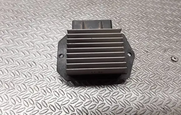 Toyota Avensis T250 Heater blower motor/fan resistor 4993002121