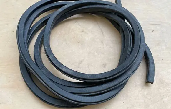 Mercedes-Benz Sprinter W907 W910 Rubber seal loading door A9106162200