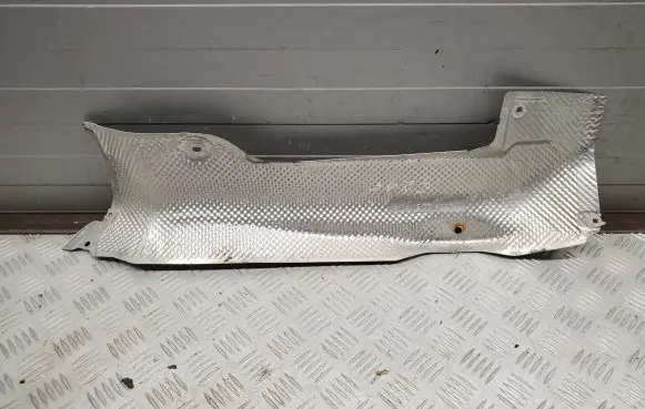 Mercedes-Benz CL C216 Exhaust heat shield