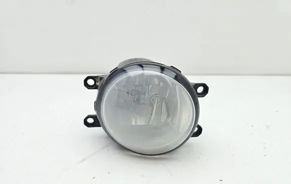 Lexus CT 200H Front fog light 812100W050