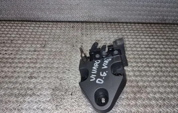 Opel Vivaro Rear door lock