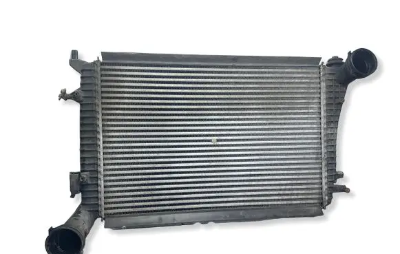 Volkswagen PASSAT B6 Intercooler radiator 3C0145803E