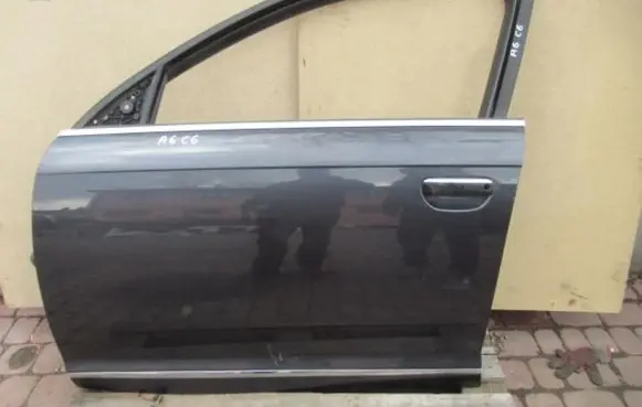 Audi A6 S6 C6 4F Front door