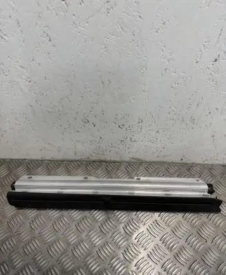 BMW M5 F90 Loading door sun blind/shade 7385056 3020512 15928710