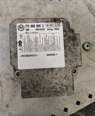 Volkswagen Touran I Airbag control unit/module 1T0909605C 5WK43518 09H025