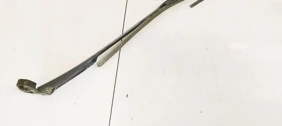 Seat Leon (1P) Front wiper blade arm 1P0955410A