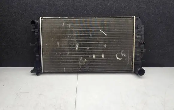 Mercedes-Benz Sprinter W906 Coolant radiator 877253D