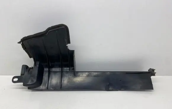 Nissan Qashqai Radiator trim 62823BR20A