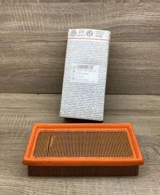 Volkswagen Golf II Air filter 055129620A