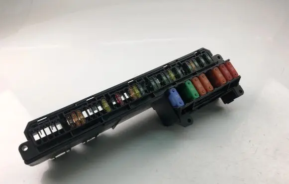 BMW 5 E60 E61 Fuse box set 6957330