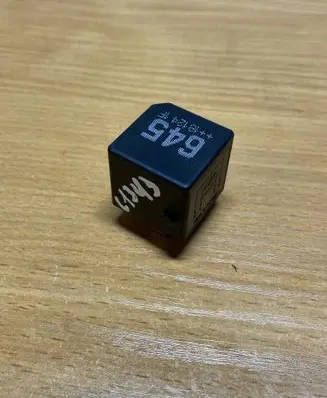 Volkswagen PASSAT B7 Other relay 4H0951253A C1343