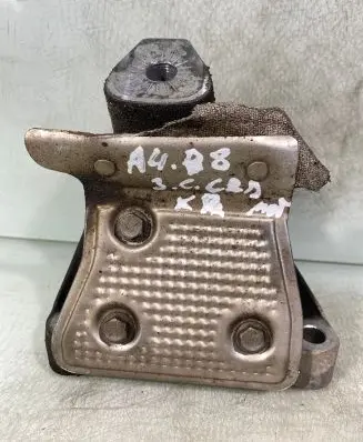 Audi A4 S4 B8 8K Engine mounting bracket 8K0199307AQ