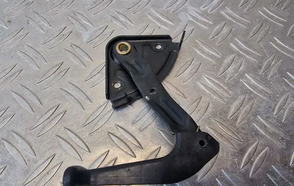 Audi A8 S8 D2 4D Engine bonnet (hood) release handle