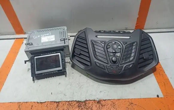 Ford Ecosport Radio/CD/DVD/GPS head unit DN1518C815PG F1BT18B955GA