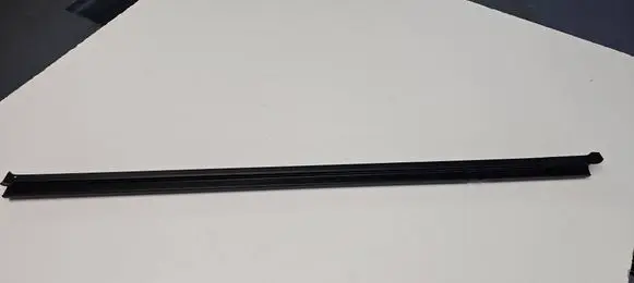 Jeep Grand Cherokee WL Rubber seal rear door window/glass 68458852
