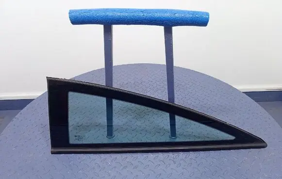 Opel Astra H Rear side window