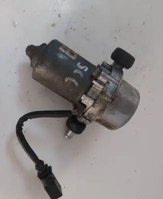 Audi A6 S6 C6 4F Vacuum pump 8E0927317B