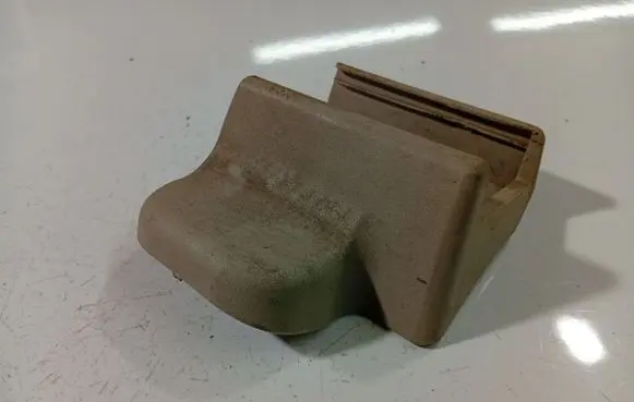 Toyota Avensis T250 Rear seat side bottom trim 7213805020