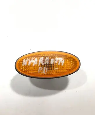 Nissan Navara D22 Front fender indicator light 6R010294