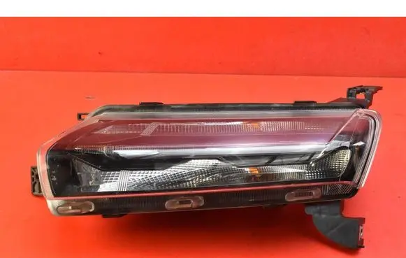 Dacia Spring Headlight/headlamp 266052417R