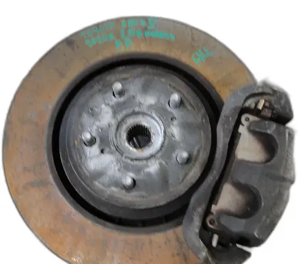 Toyota RAV 4 (XA50) Rear wheel hub