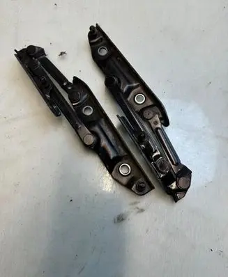 Infiniti Q50 Tailgate/trunk/boot hinge 98890