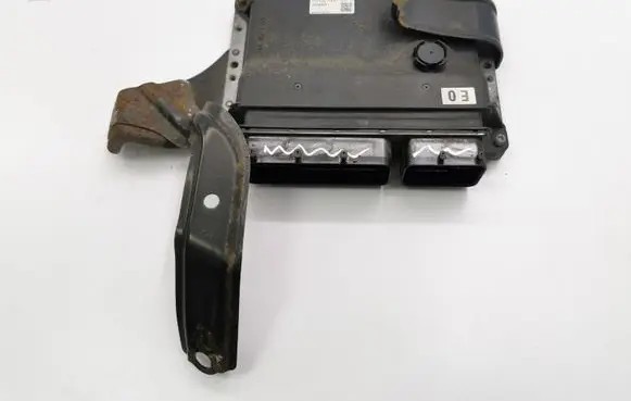 Toyota RAV 4 (XA30) Engine control unit/module 8966142C11 1758009460