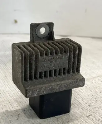 Renault Trafic II (X83) Glow plug pre-heat relay 7700115078 BED1712