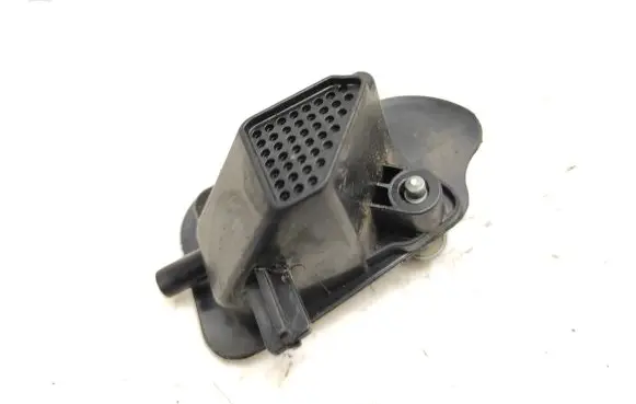 Vacuum air tank