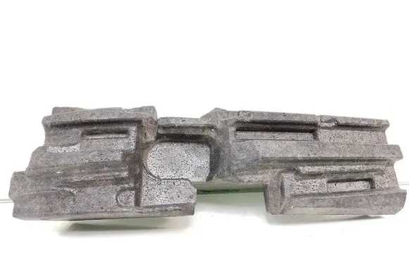 Front bumper foam support bar