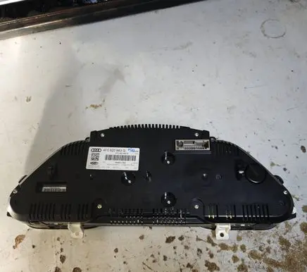 Audi A6 S6 C6 4F Speedometer (instrument cluster) 4F0920983G 503002322005