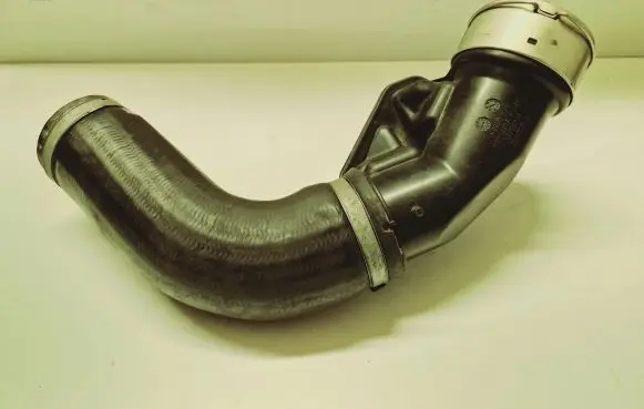 Volvo S90, V90 Intercooler hose/pipe 31422061 31422095